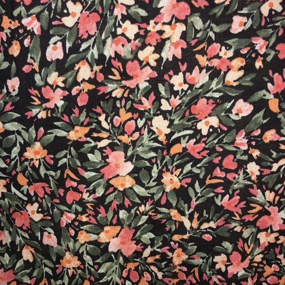 NWT BB Dakota Ditsy Top - Picture 3 of 8